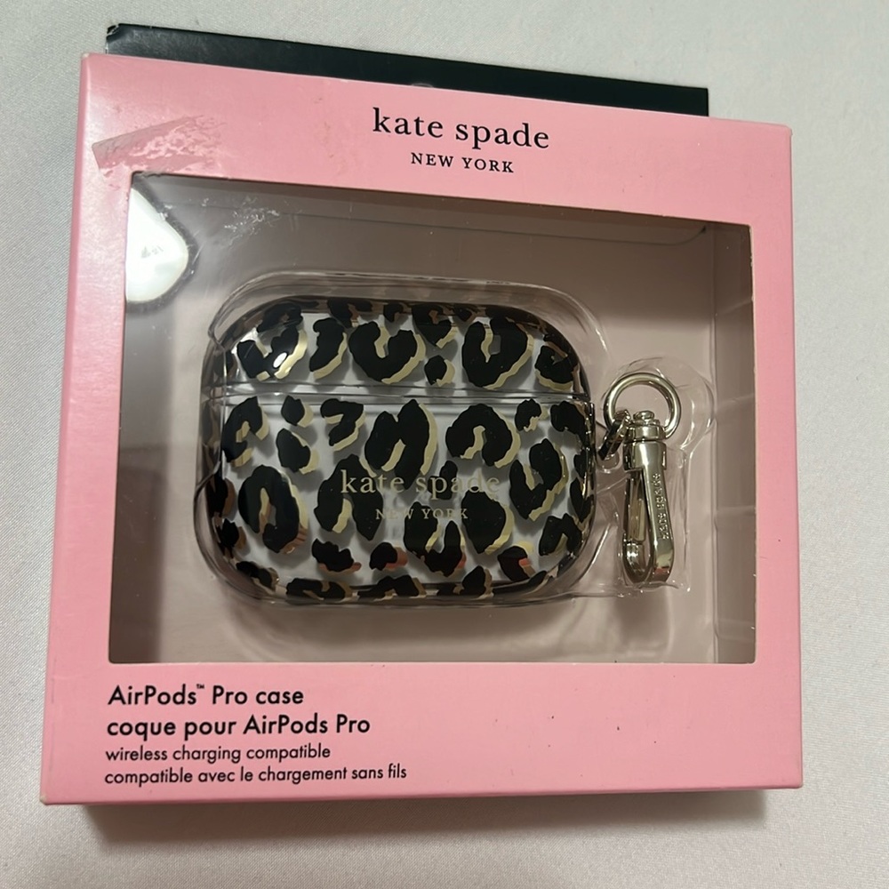 Kate spade animal print AirPods Pro case 🐆🖤